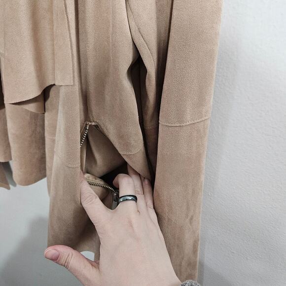 Bagatelle Faux Suede Tan Drape Front Womens Jacket. Size Medium Zip Pockets - Picture 4 of 6